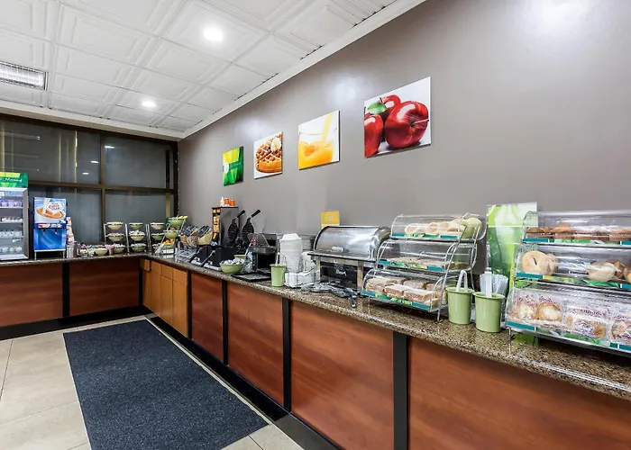 Quality Inn & Suites Los Angeles Airport - Stadium District